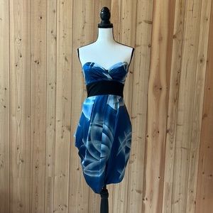BCBG Gorgeous 100% Silk Blue Floral Strapless Dress with swirling skirt US4